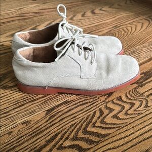 Florsheim Men's Cream Suede Oxfords with Brown Sole